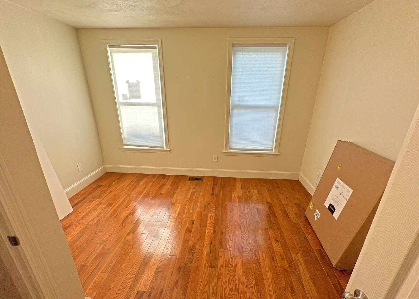Building Photo - 130 W 8th St