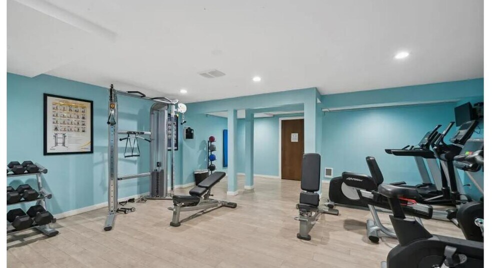 view of fitness room - 7001 Sand Point Way NE