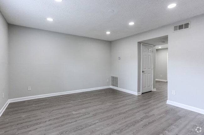 2BR, 1.5BA - 1,066 SF - Crystal at Harwell