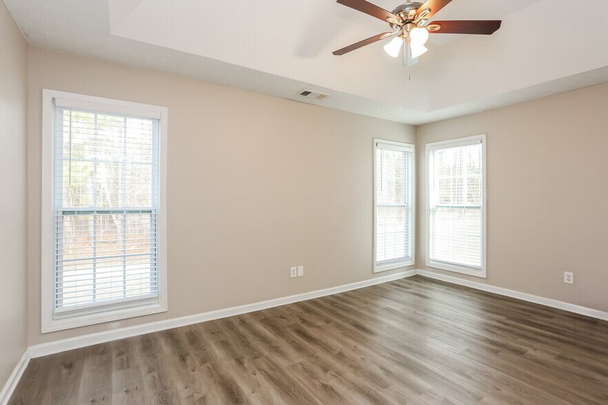 Building Photo - 12063 Harbour Town Pkwy