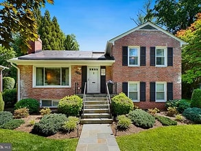 Building Photo - 6307 Blackwood Rd