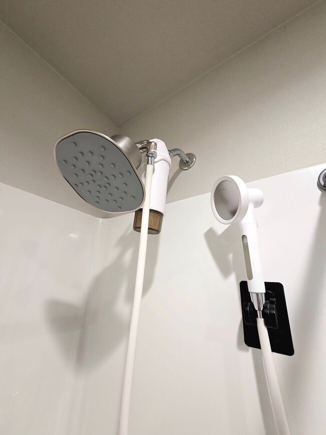 Building Photo - Newer Home in a Newer Community! 3-Bed, 2-Bath