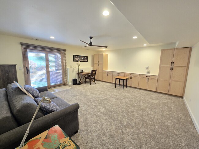 Building Photo - 4055 Sleeping Indian Ln