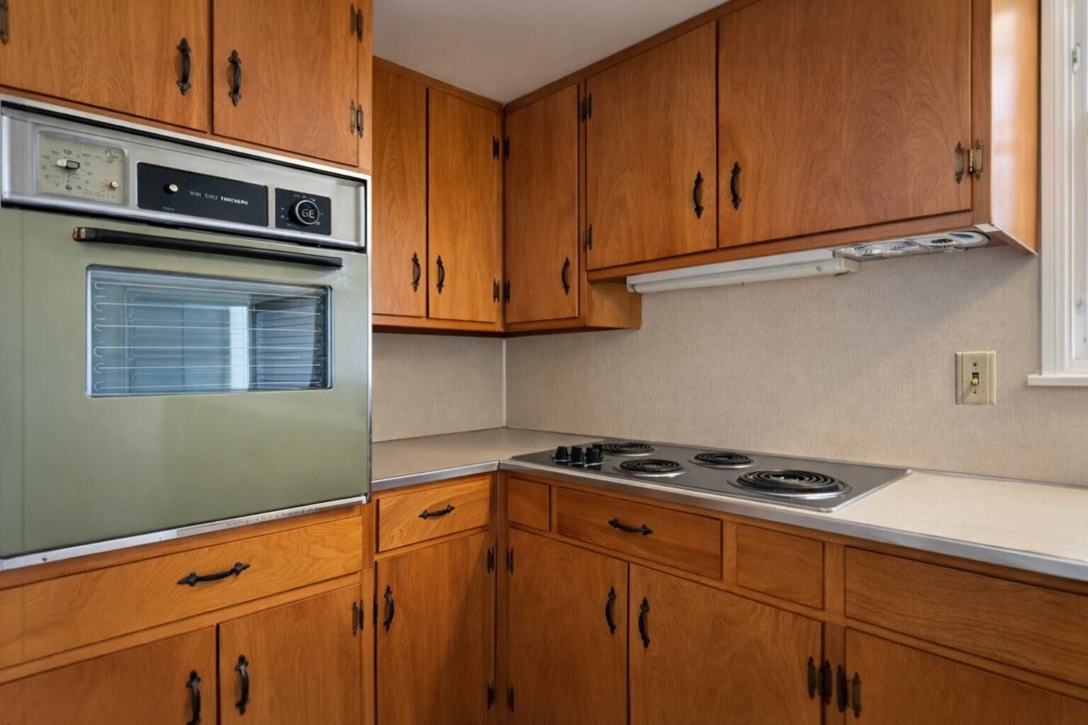 Building Photo - 815 Academy Heights Ave