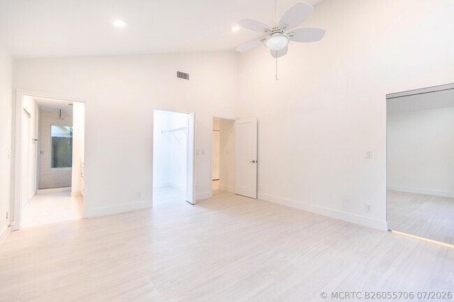Building Photo - 7860 Stanway Pl