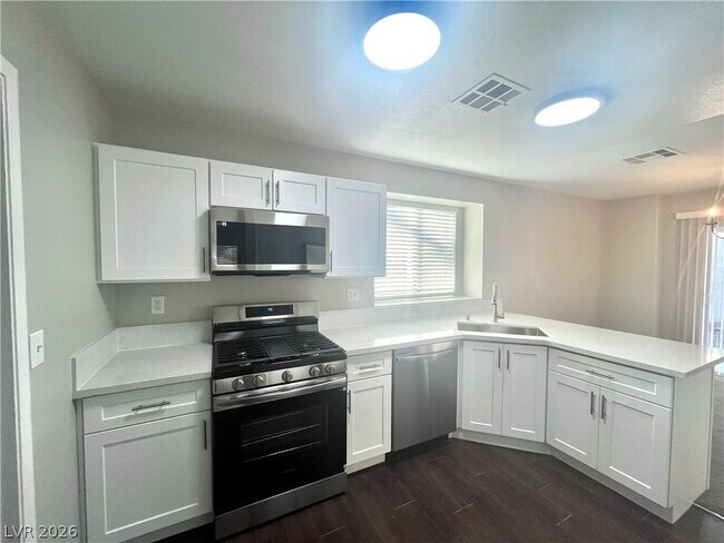 Building Photo - 3701 Cactus Wheel Ct