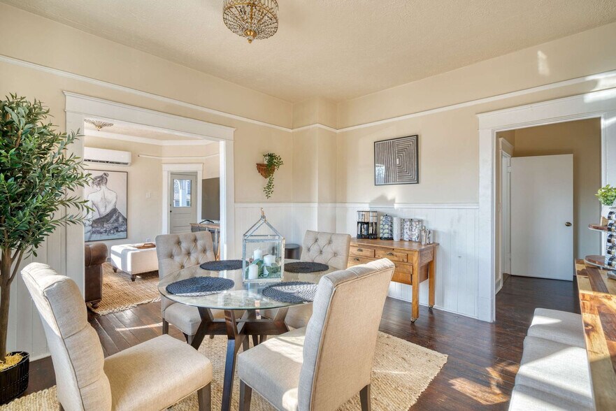 Building Photo - 502 NE 29th Ave