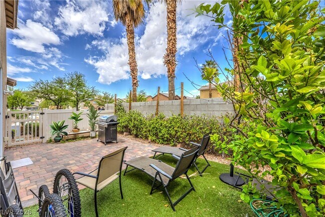 Building Photo - 6764 Firewood Dr