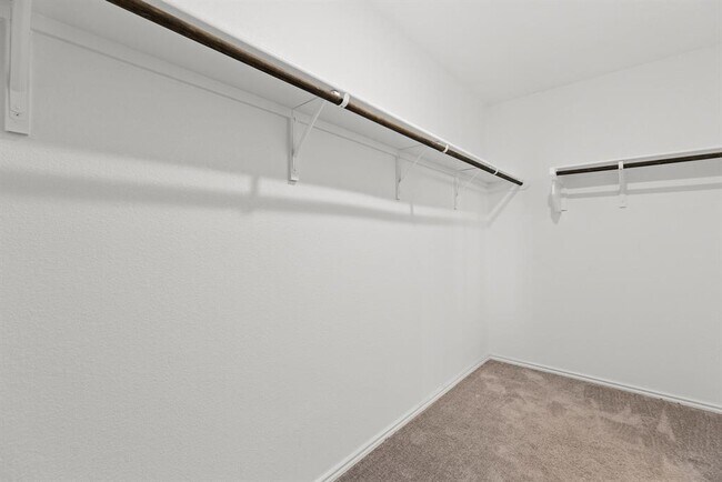 Building Photo - 917 Duskywing Wy