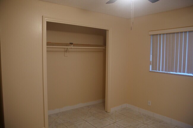 Building Photo - 871 SW 63rd Terrace