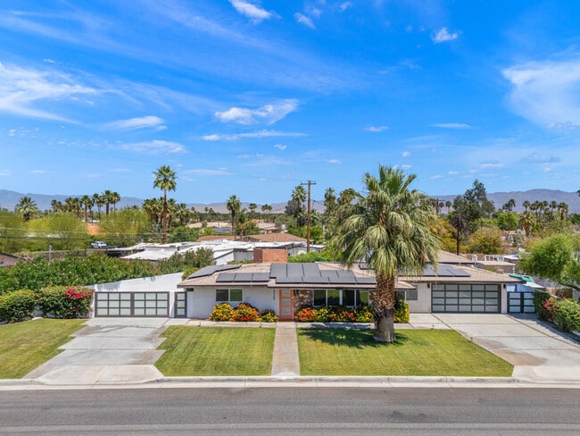 Building Photo - 73758 De Anza Wy