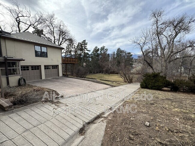 Building Photo - 1238 Wood Ave