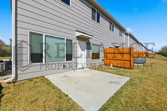 Building Photo - 4515 E 45th St N