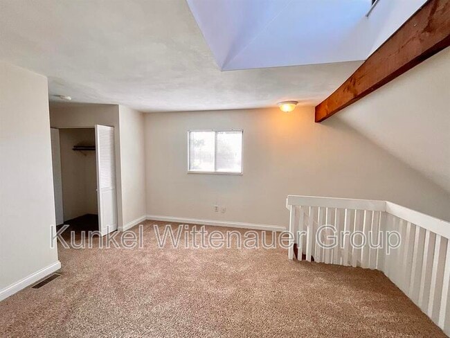 Building Photo - 122 Sugar Pine Ln