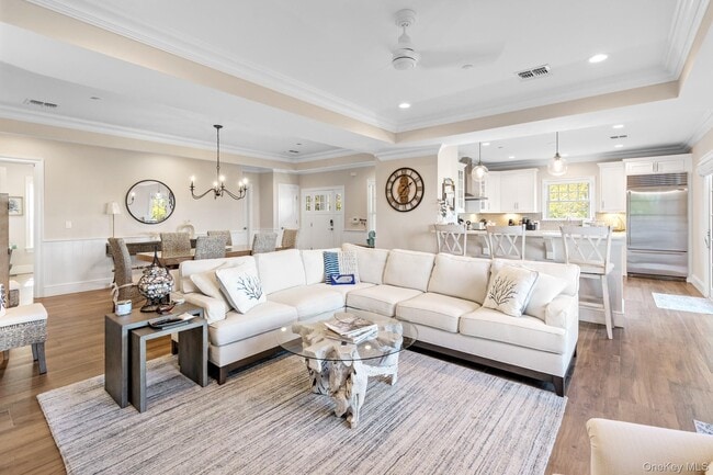 Building Photo - 1 Village Green Dr