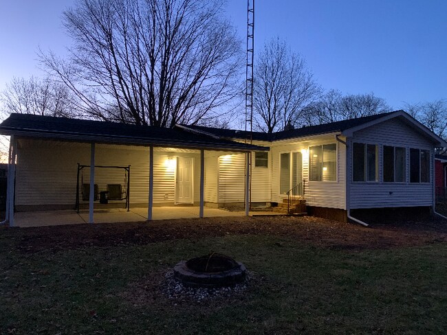 Building Photo - 8576 Gallant Fox Trail