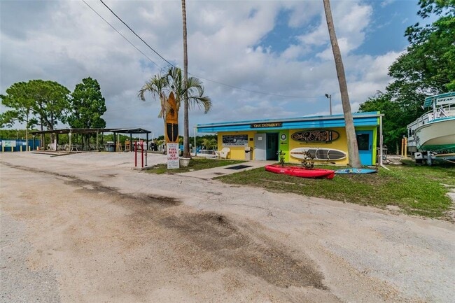 Building Photo - 900 Cove Cay Dr