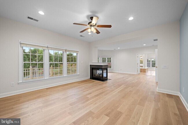 Building Photo - 27556 Paddock Trail Pl