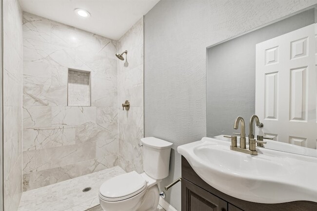 Building Photo - 12214 Cypresswood Dr