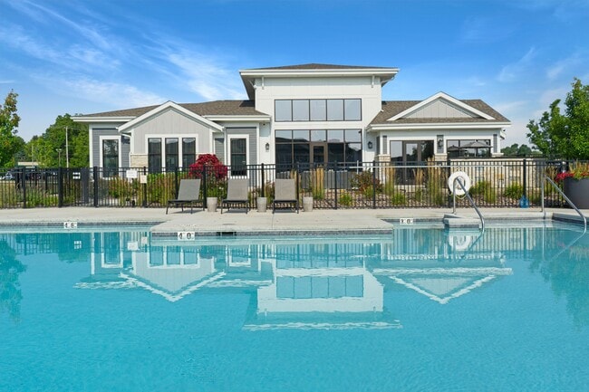 Seasons at Orchard Hills Resort Style Pool - Seasons at Orchard Hills