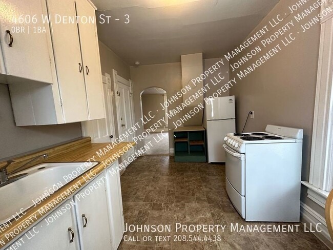 Building Photo - 4606 W Denton St