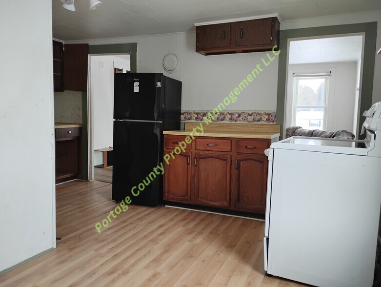 Building Photo - 507 Swanke St