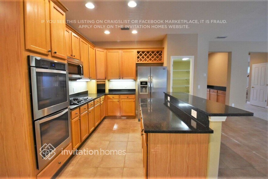 Building Photo - 1612 Tawnyberry Ct