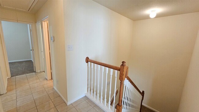 Building Photo - 7918 Barnes Ridge Ln