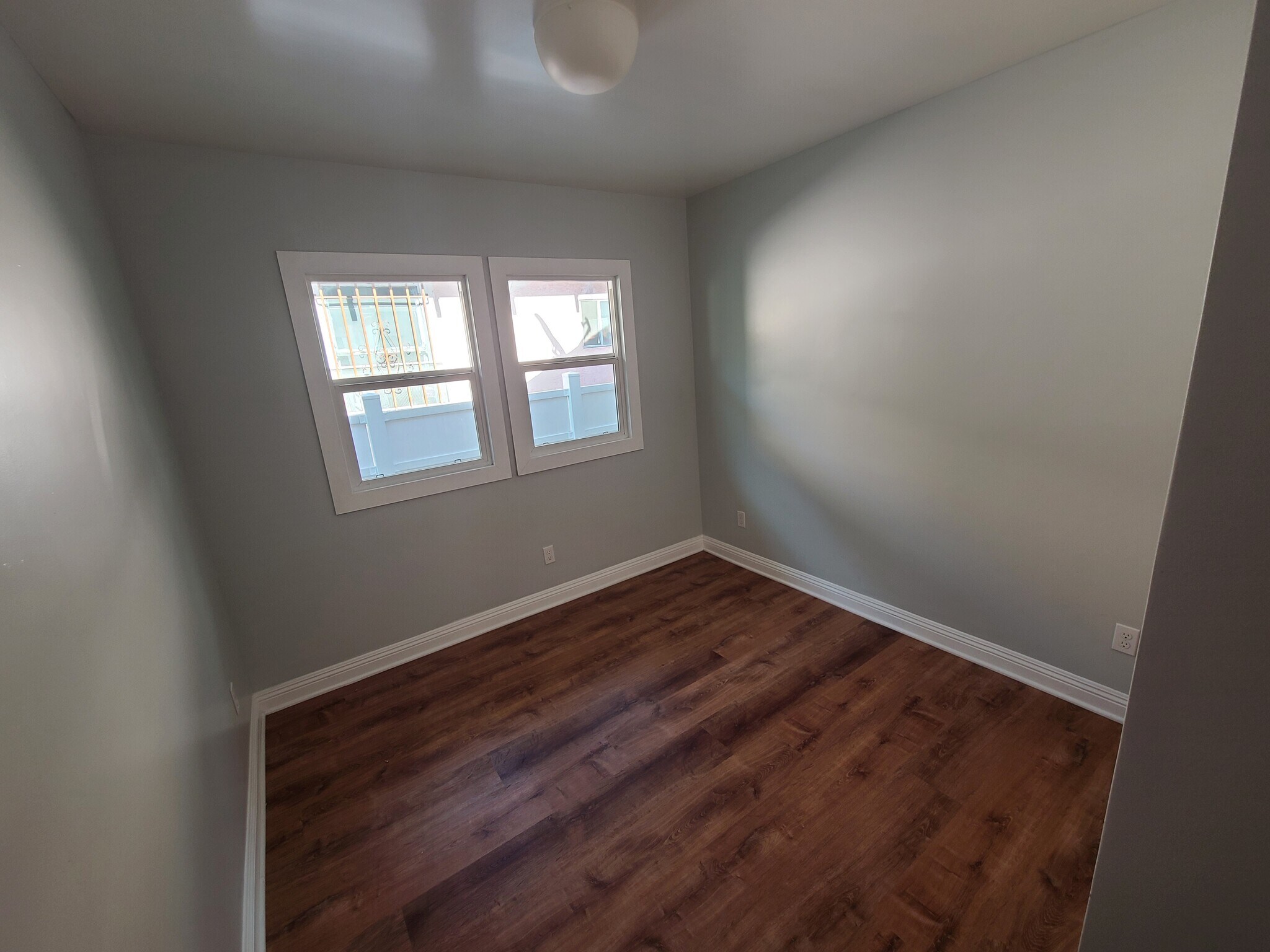 Building Photo - 639 W 43rd St