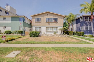 Building Photo - 1055 S Wooster St