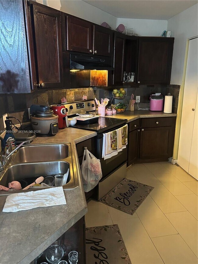 Building Photo - 6280 NW 186th St