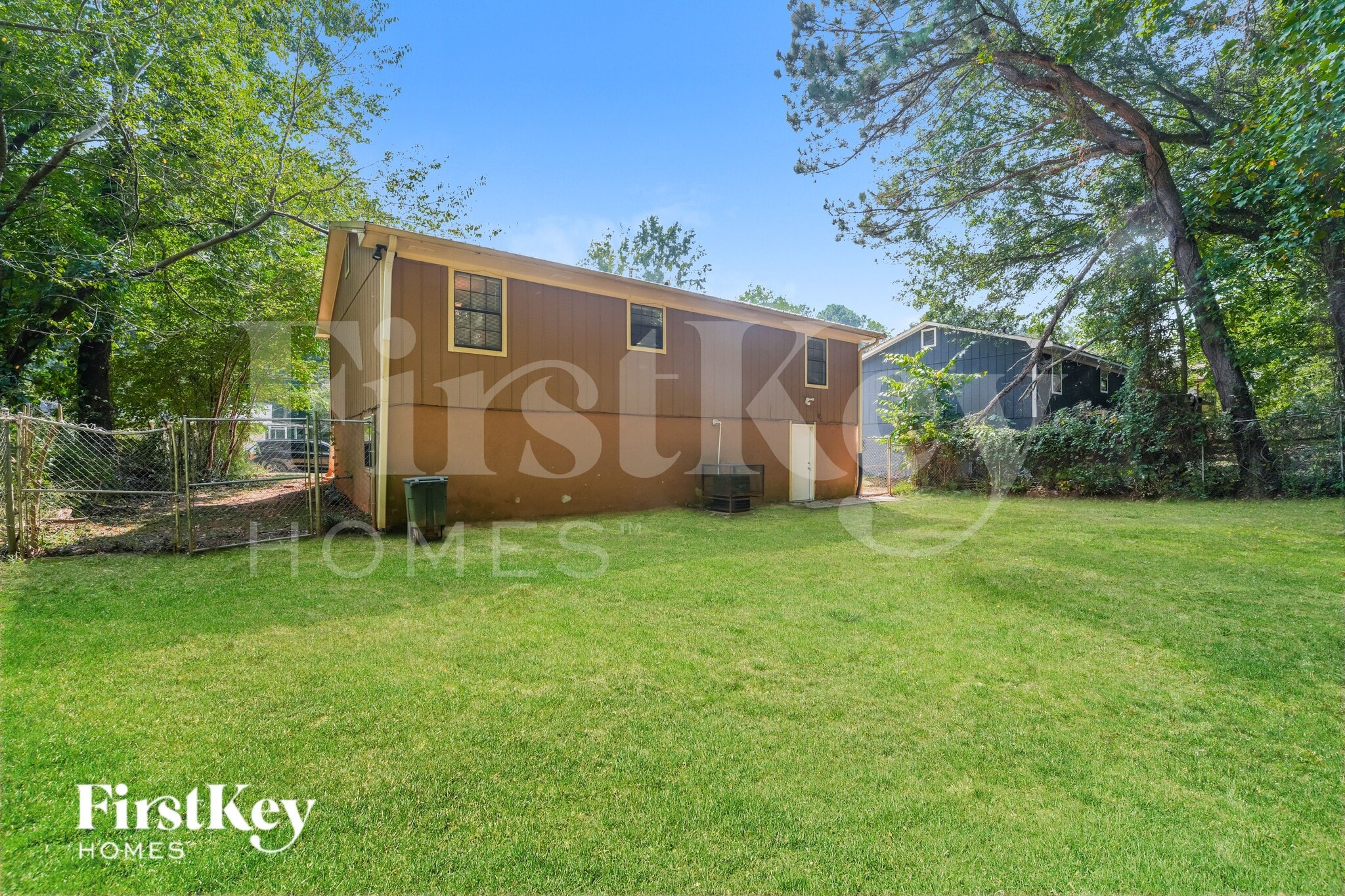 Building Photo - 2261 Cherokee Valley Dr