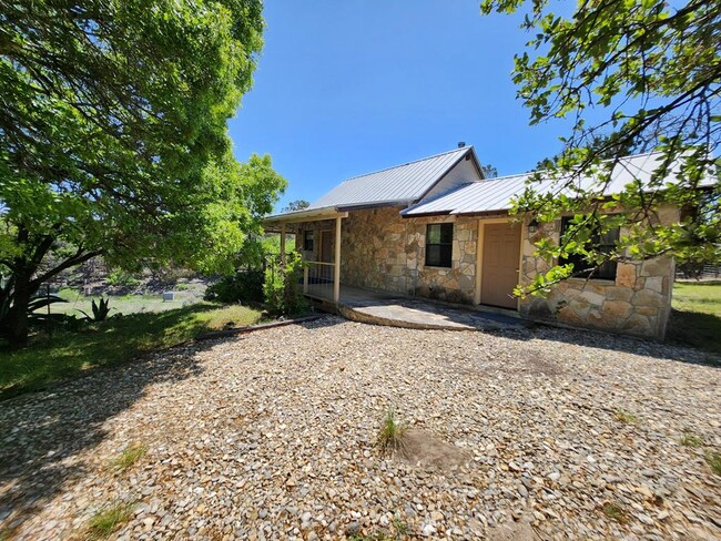 Primary Photo - 155 Downing Rd
