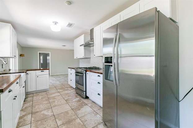 Building Photo - 9622 Fairdale Ln