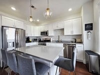 Building Photo - 9 Bailey Ave