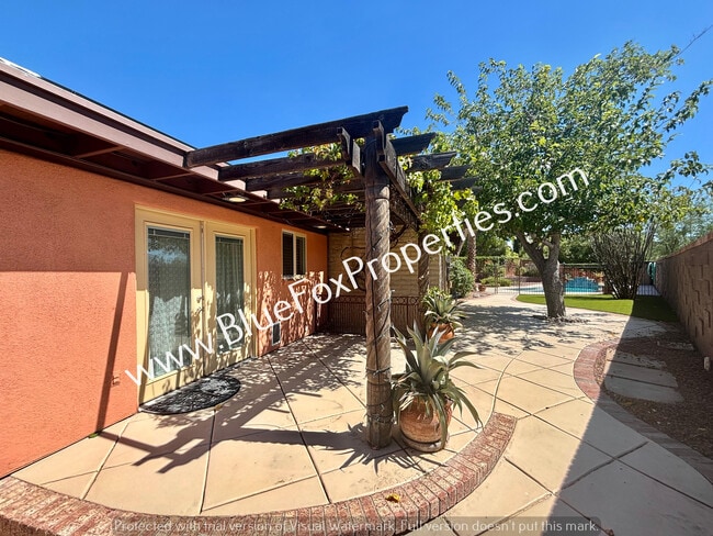 Building Photo - 8918 E Old Spanish Trail