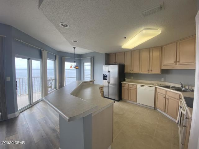 Building Photo - 1600 Marina Bay Dr