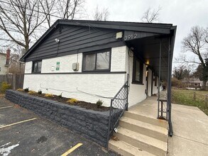 Building Photo - Kirkup Ave