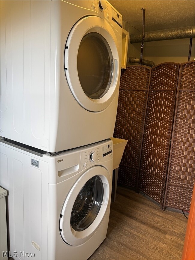 Building Photo - 12920 Fountain Ct