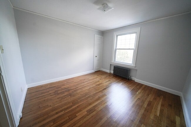 Building Photo - 14 Paul Revere Rd