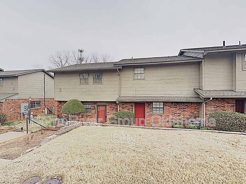 Primary Photo - 1330 Hunters Ridge Rd