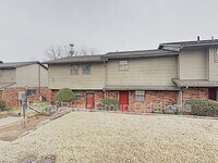Building Photo - 1330 Hunters Ridge Rd