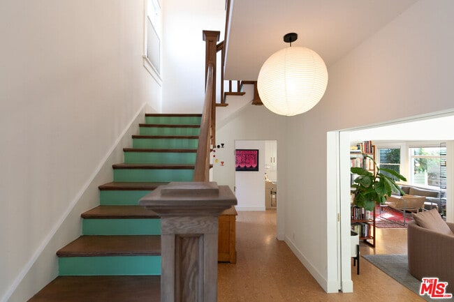 Building Photo - 5676 Hub St