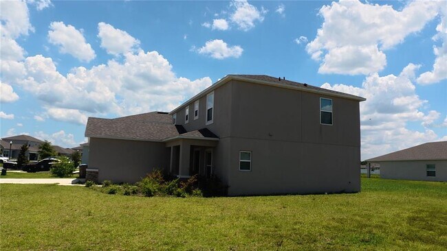 Building Photo - 282 Amber Way