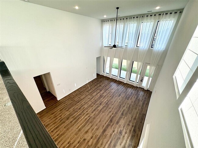 Building Photo - 29631 Mahogany View Ln