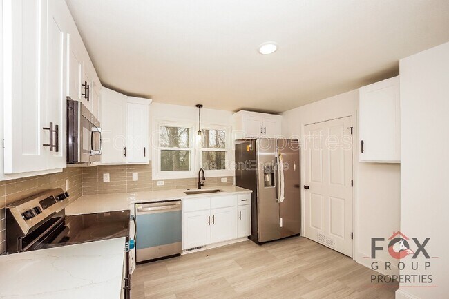 Building Photo - 1522 7th Ave Dr SW