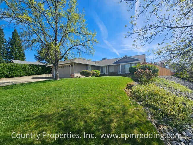 Building Photo - Light & Bright 3-Bedroom House in Ravenwood Subdivision Coming Available Early May!