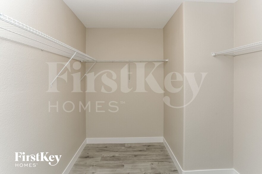 Building Photo - 3313 Back Country Dr