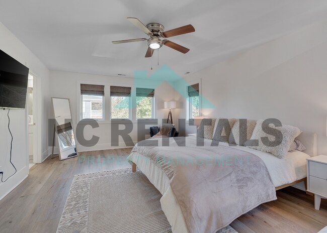 Building Photo - 1501 E Jones St