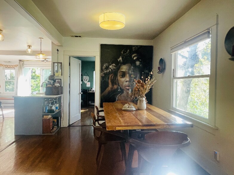 Building Photo - 1956 Phillips Way